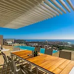 Serenity Heights - Luxury Concierge Services Willa