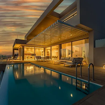 Вилла Serenity Heights - Luxury Concierge Services