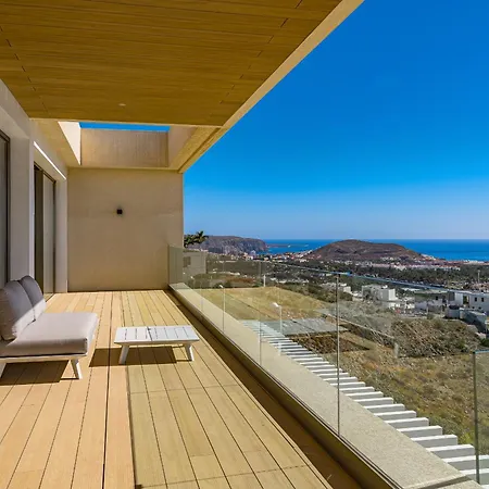 빌라 Serenity Heights - Luxury Concierge Services 아데제