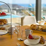 Serenity Heights - Luxury Concierge Services * 아데제