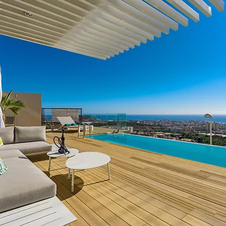 Serenity Heights - Luxury Concierge Services 빌라 아데제