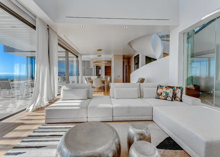 Serenity Heights - Luxury Concierge Services *