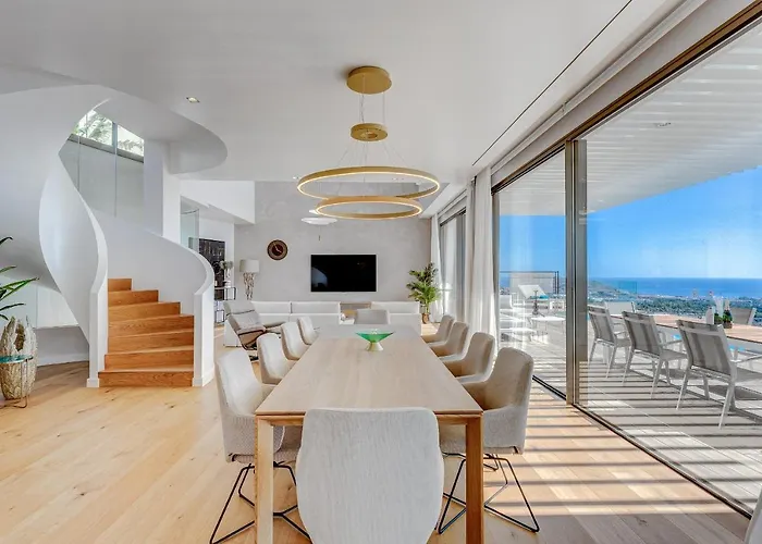 Serenity Heights - Luxury Concierge Services 빌라 아데제