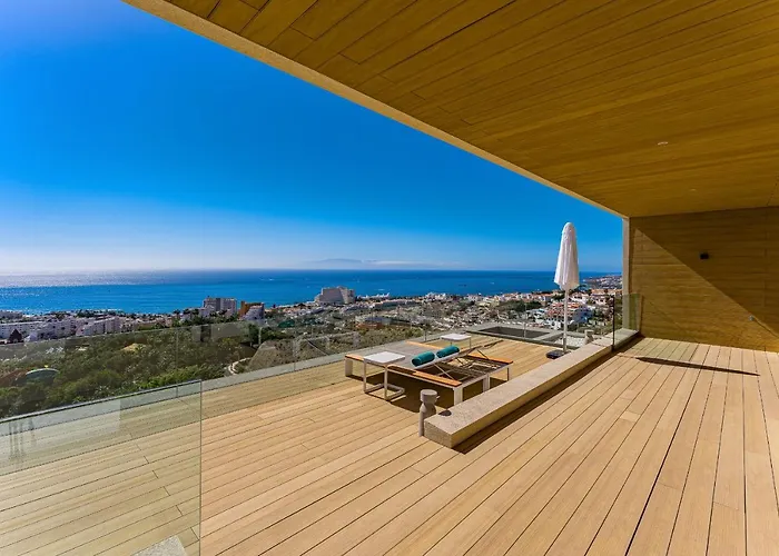 Serenity Heights - Luxury Concierge Services 아데제