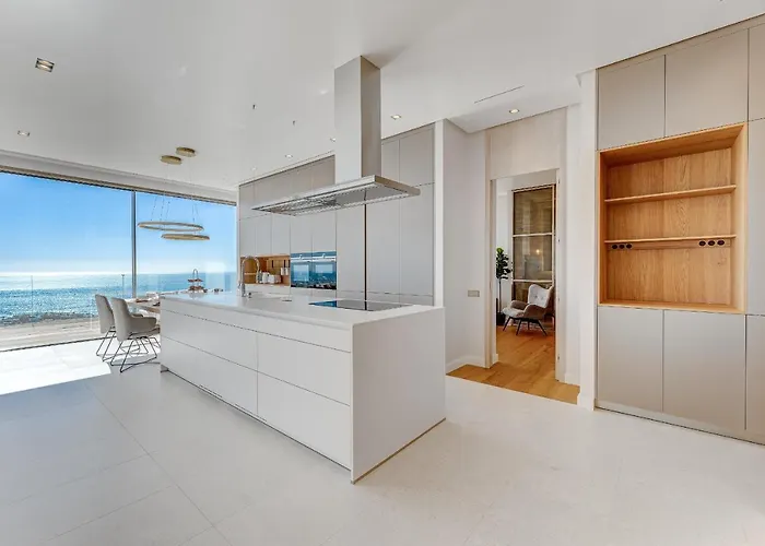 빌라 Serenity Heights - Luxury Concierge Services 아데제