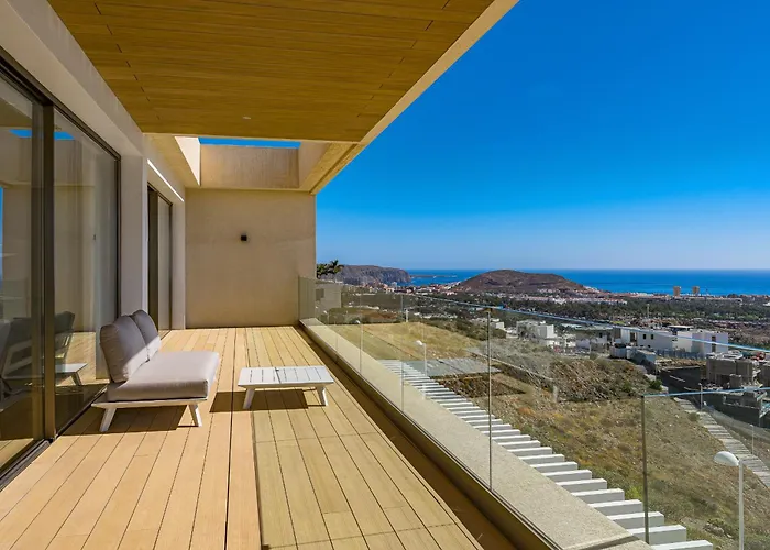 빌라 Serenity Heights - Luxury Concierge Services 아데제