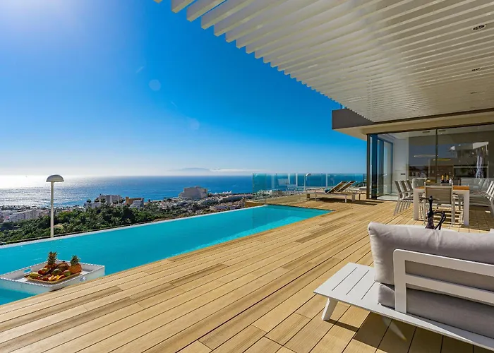 Serenity Heights - Luxury Concierge Services 빌라 *