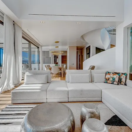 Serenity Heights - Luxury Concierge Services *