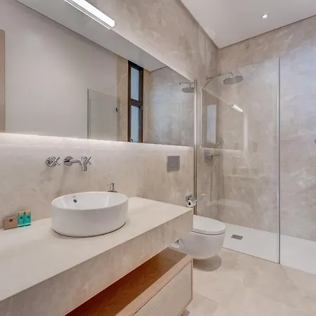 Serenity Heights - Luxury Concierge Services فيلة *